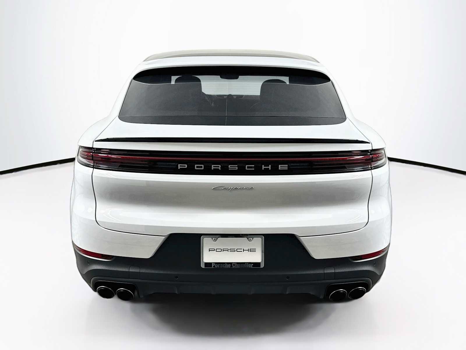 Certified 2026 Porsche Cayenne Coupe AWD/4WD image 10