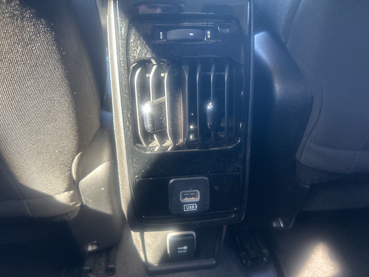 Used 2022 Jeep Compass Sport image 30