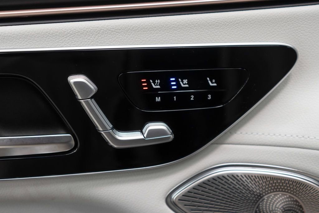 Used 2023 Mercedes-Benz EQS 450+ 4MATIC SUV w/ AMG Line Exterior Package image 17