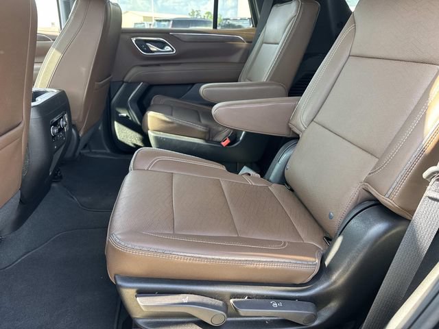 Used 2022 Chevrolet Tahoe High Country AWD/4WD image 17