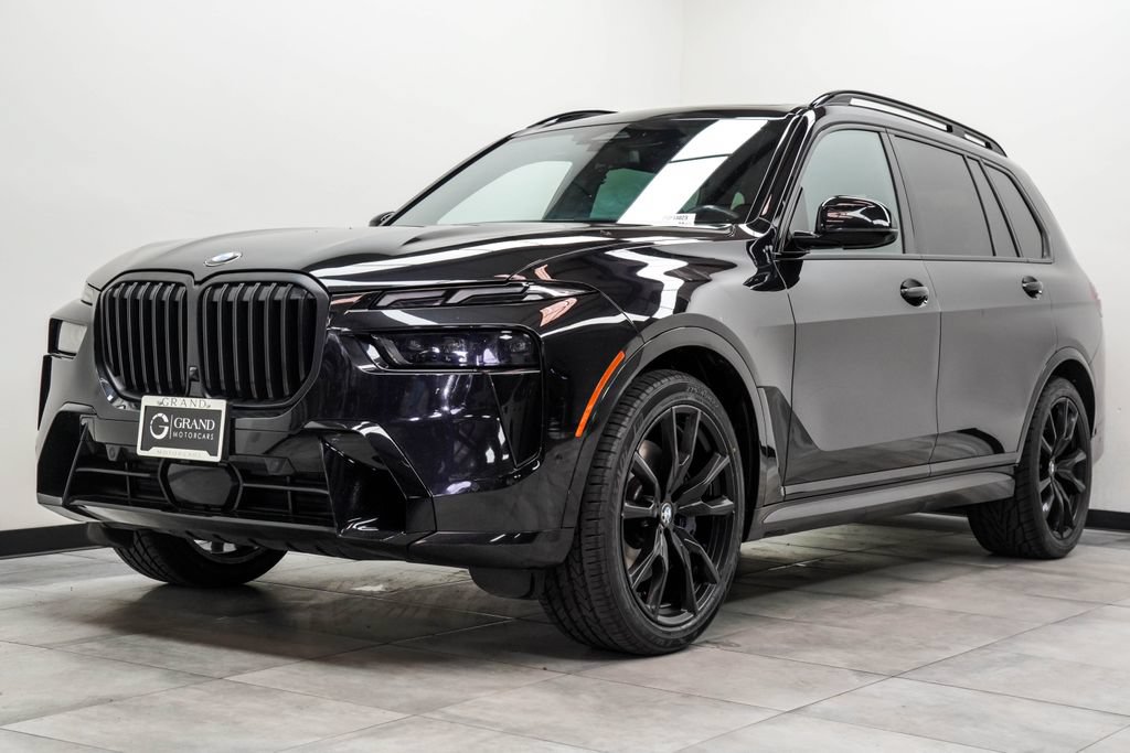 Used 2023 BMW X7 xDrive40i w/ M Sport Package AWD/4WD image 9