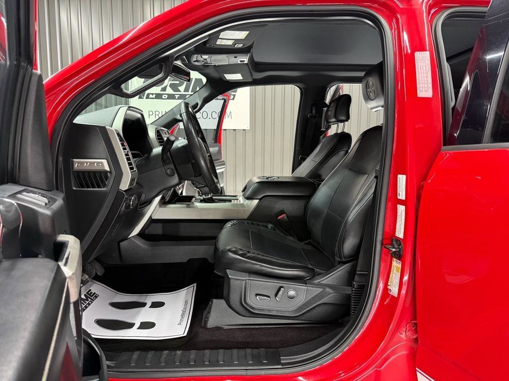 Used 2016 Ford F150 Lariat w/ Equipment Group 502A Luxury AWD/4WD image 18