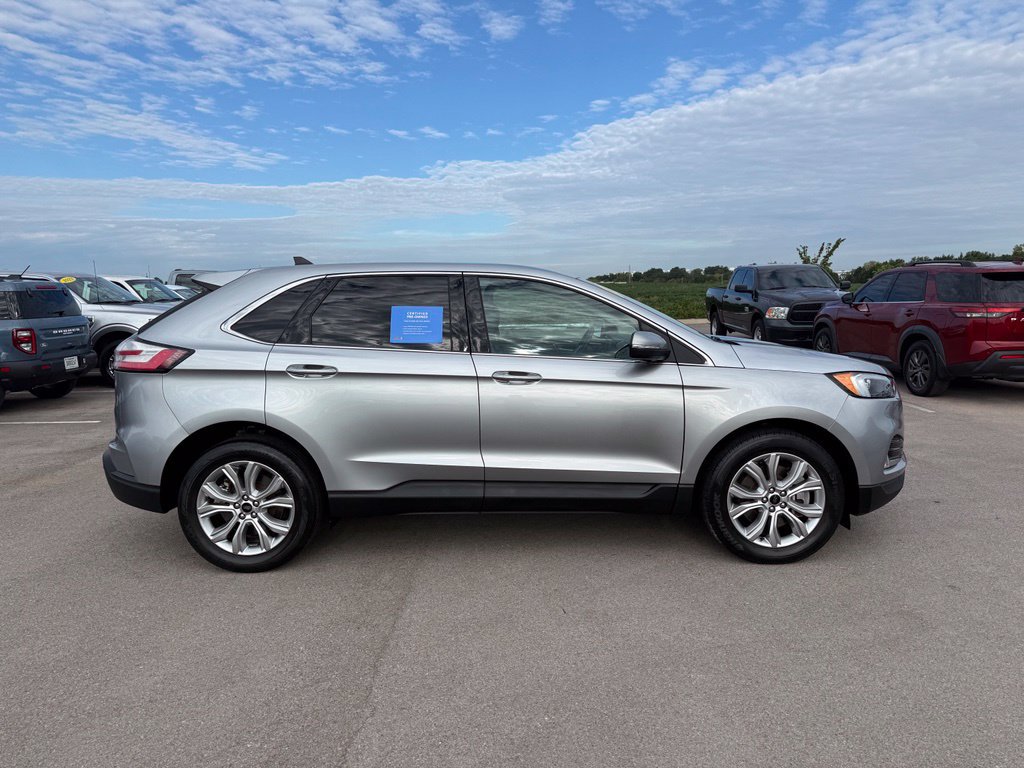Used 2023 Ford Edge Titanium AWD/4WD image 32