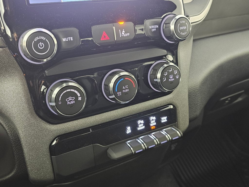 New 2026 RAM 1500 Warlock AWD/4WD image 31