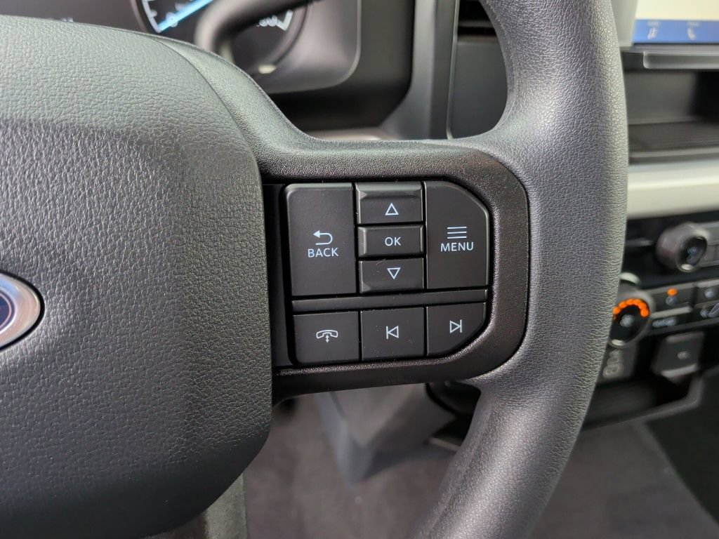 New 2026 Ford F250 XLT w/ FX4 Off-Road Package AWD/4WD image 18