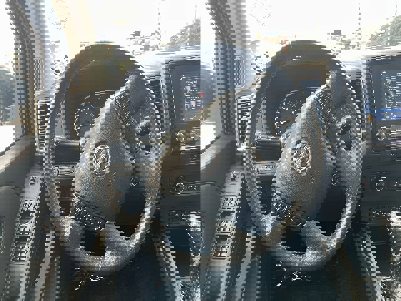 Used 2024 Nissan Frontier SV w/ SV Convenience Package image 29