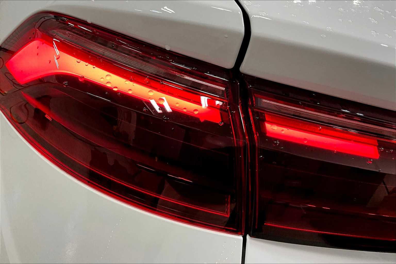 New 2026 Audi Q8 Premium Plus image 14