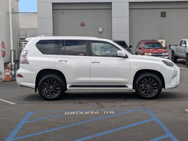Used 2022 Lexus GX 460 Premium w/ Premium Plus Package image 4