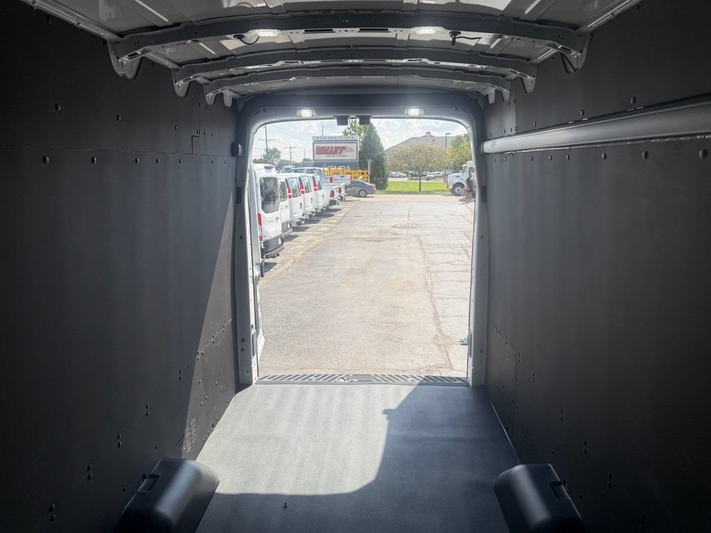 New 2026 Ford Transit 350 148 High Roof Extended w/ Load Area Protection Package RWD image 39