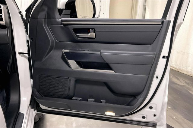 New 2026 Toyota Sequoia Platinum AWD/4WD image 30
