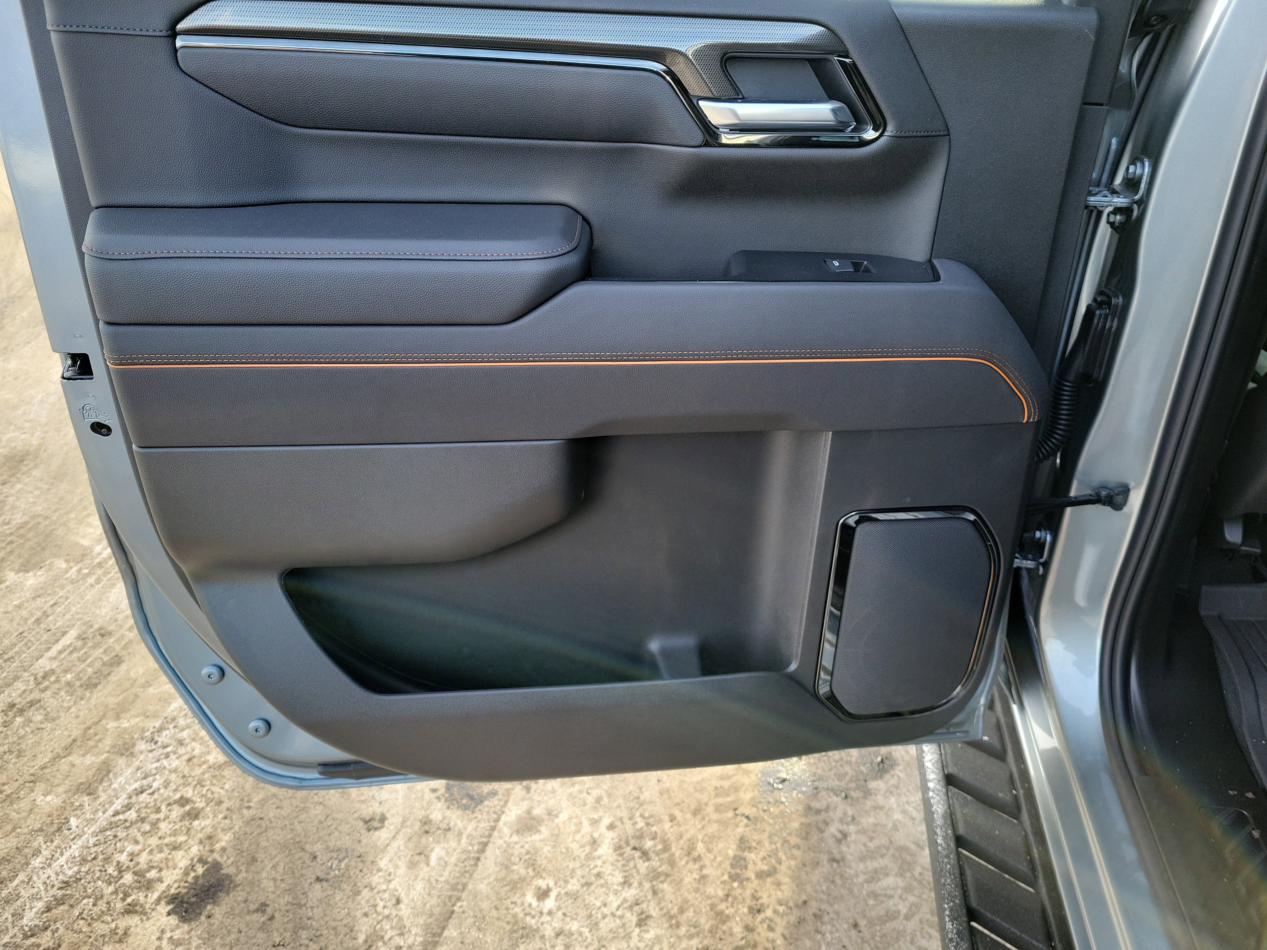 Used 2026 GMC Sierra 1500 AT4 w/ AT4 Premium Package image 15