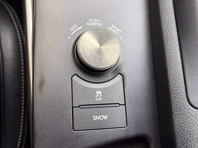 Used 2016 Lexus IS 300 AWD w/ Luxury Package image 31