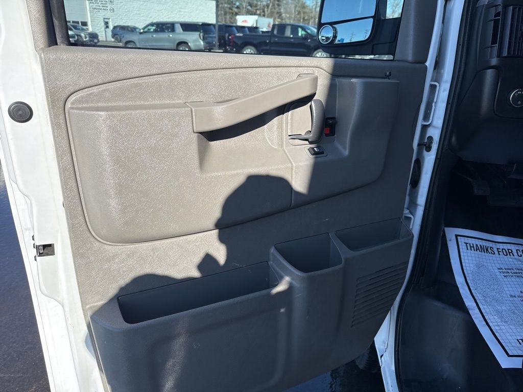 Used 2023 Chevrolet Express 3500 w/ Power Convenience Package image 13
