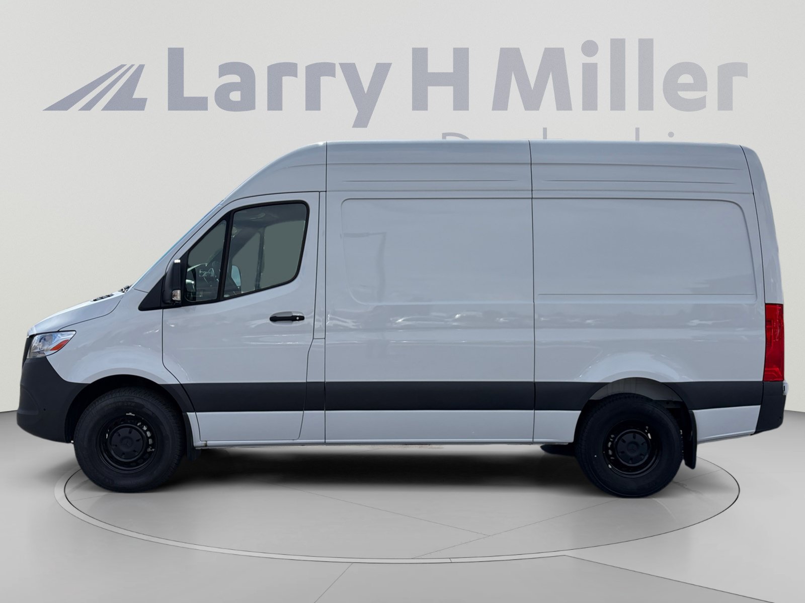New 2025 Mercedes-Benz Sprinter 2500 image 2