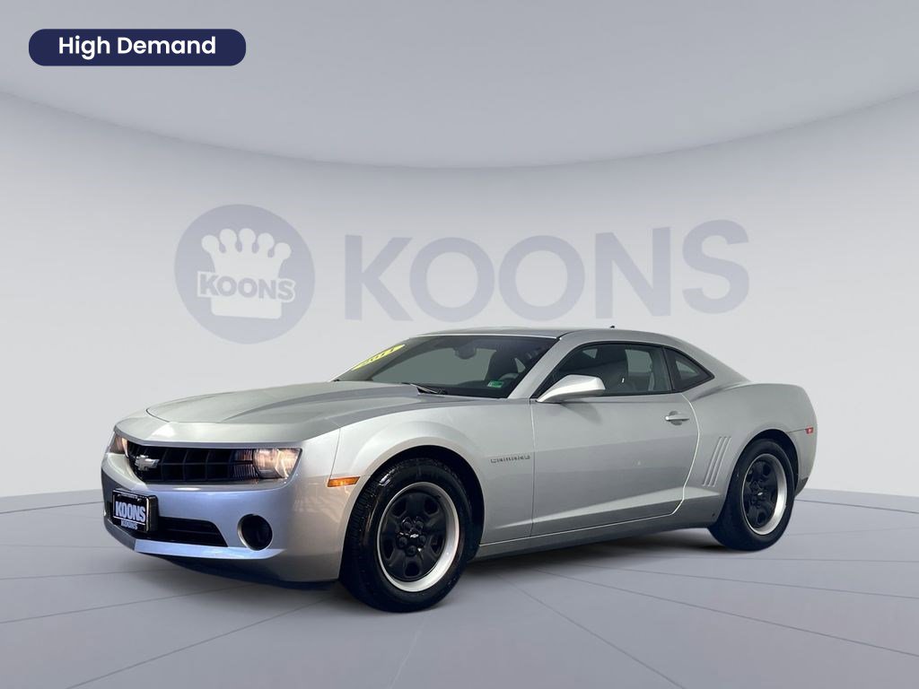 Used 2011 Chevrolet Camaro LS image 1