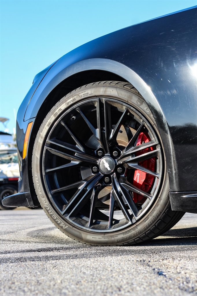 Used 2022 Chevrolet Camaro SS w/ Redline Edition image 15