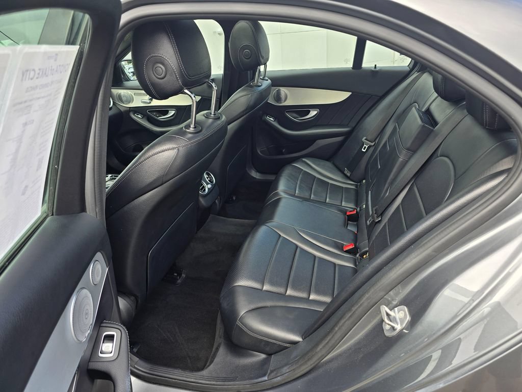 Used 2018 Mercedes-Benz C 300 4MATIC Sedan image 16