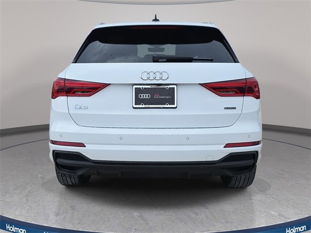 Used 2025 Audi Q3 2.0T Premium w/ Convenience Package image 7