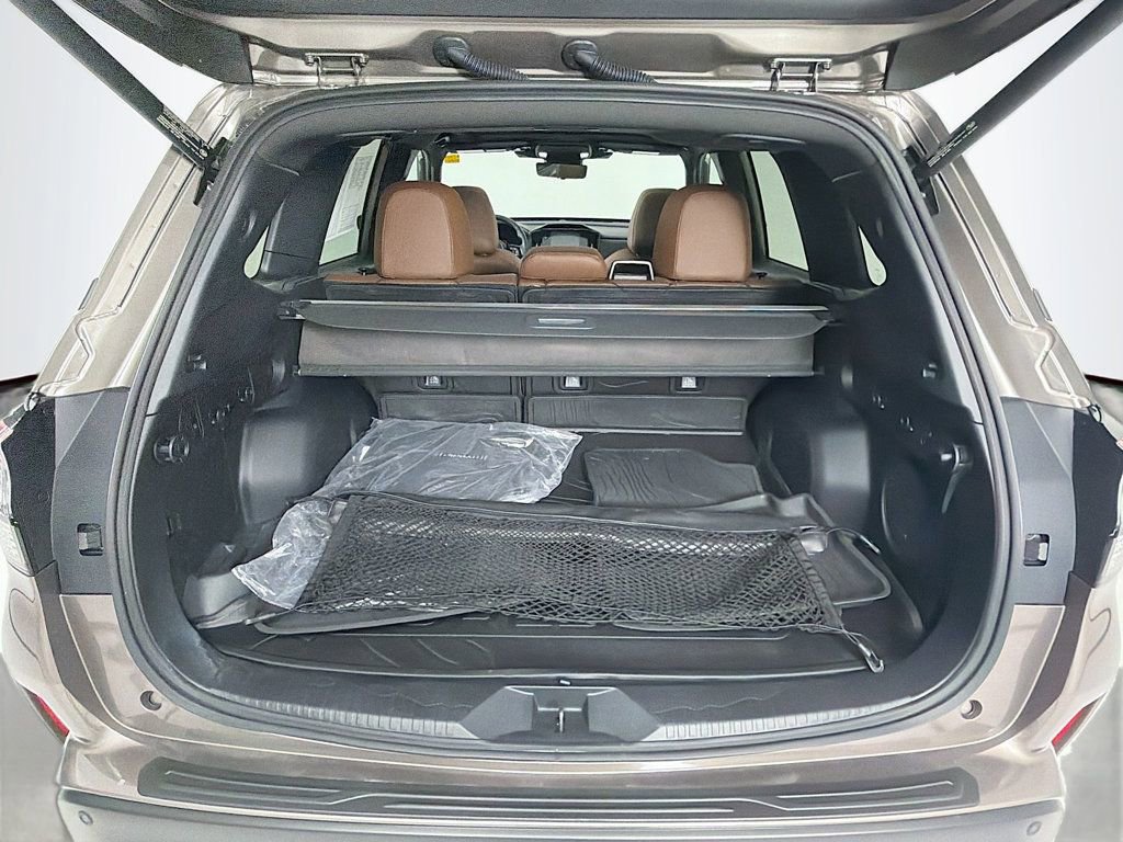 Used 2025 Subaru Forester Touring w/ Touring Package image 29