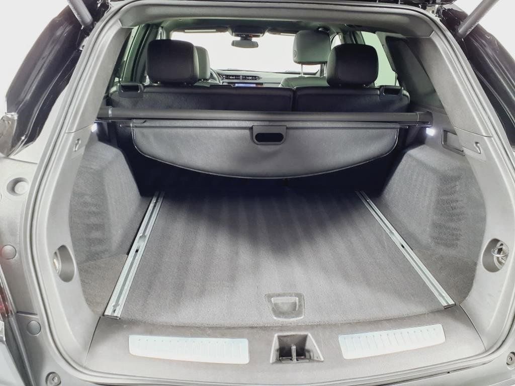 Certified 2025 Cadillac XT5 Premium Luxury image 18