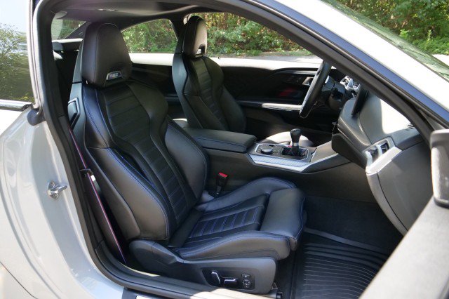 Used 2025 BMW M2 w/ Lighting Package RWD image 45