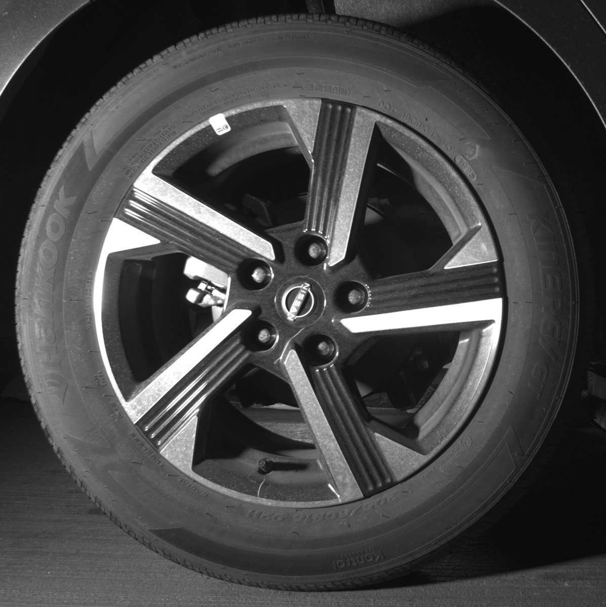Used 2025 Nissan Sentra SV FWD image 13