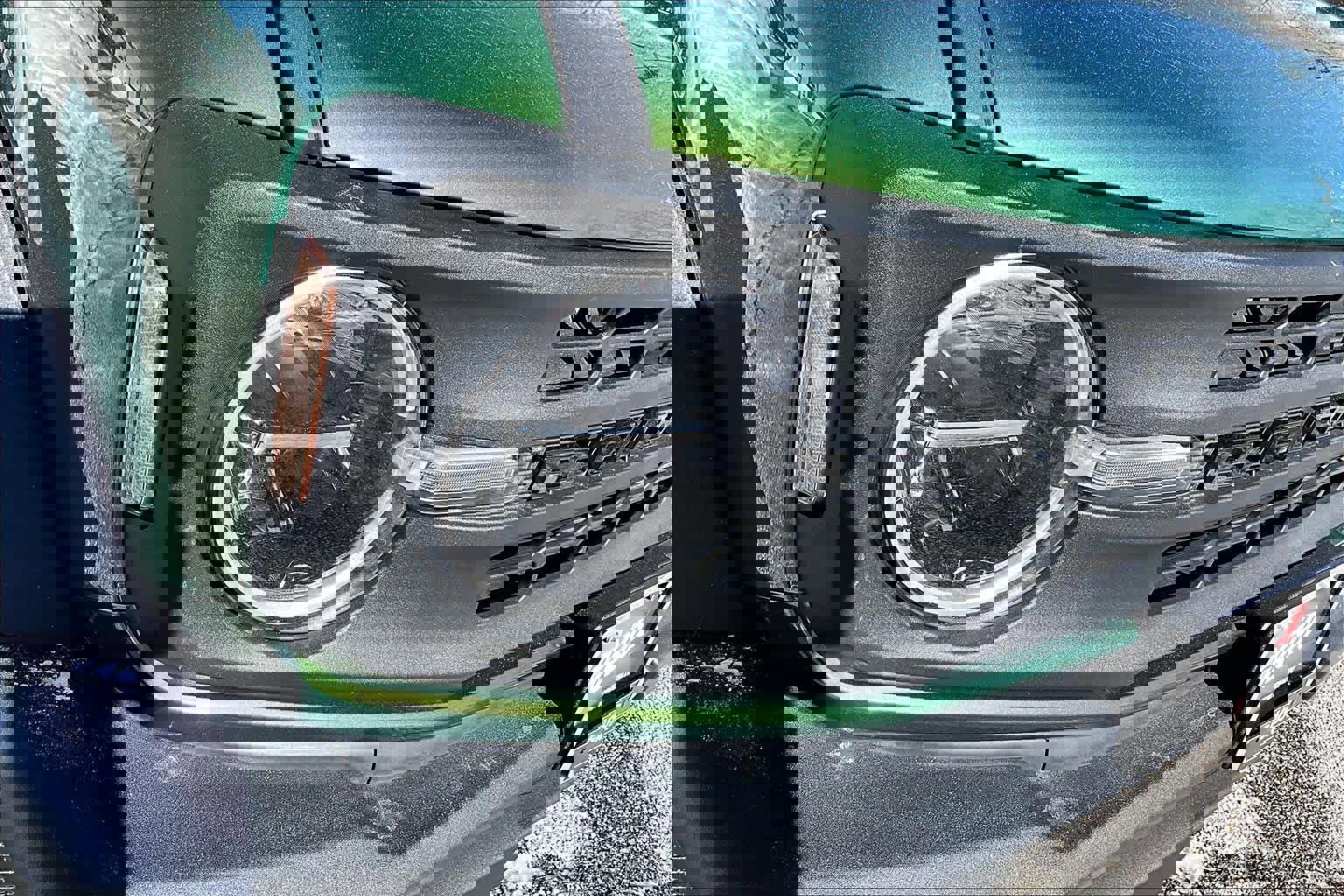 Used 2023 Ford Bronco Base image 26