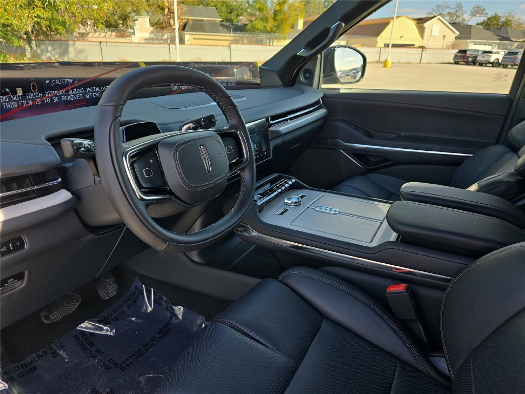 New 2026 Lincoln Navigator Reserve w/ Jet Appearance Package AWD/4WD image 20