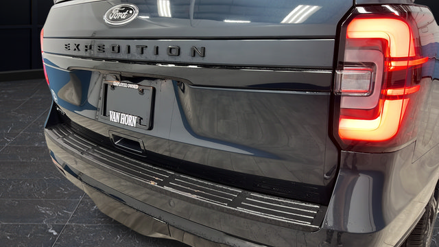 Used 2024 Ford Expedition Limited AWD/4WD image 43