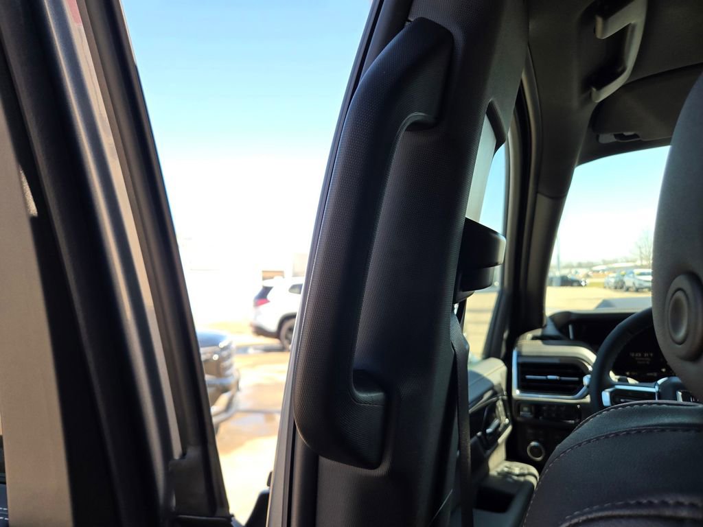 New 2026 GMC Yukon Elevation AWD/4WD image 21