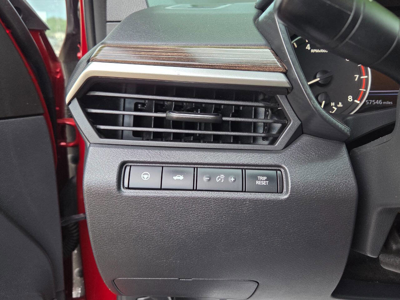 Used 2022 Nissan Altima 2.5 Platinum AWD/4WD image 38