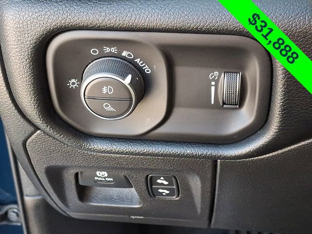 Used 2021 RAM 1500 Big Horn image 9