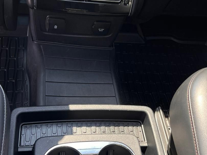 Used 2023 Lincoln Aviator Reserve w/ Equipment Group 201A image 22