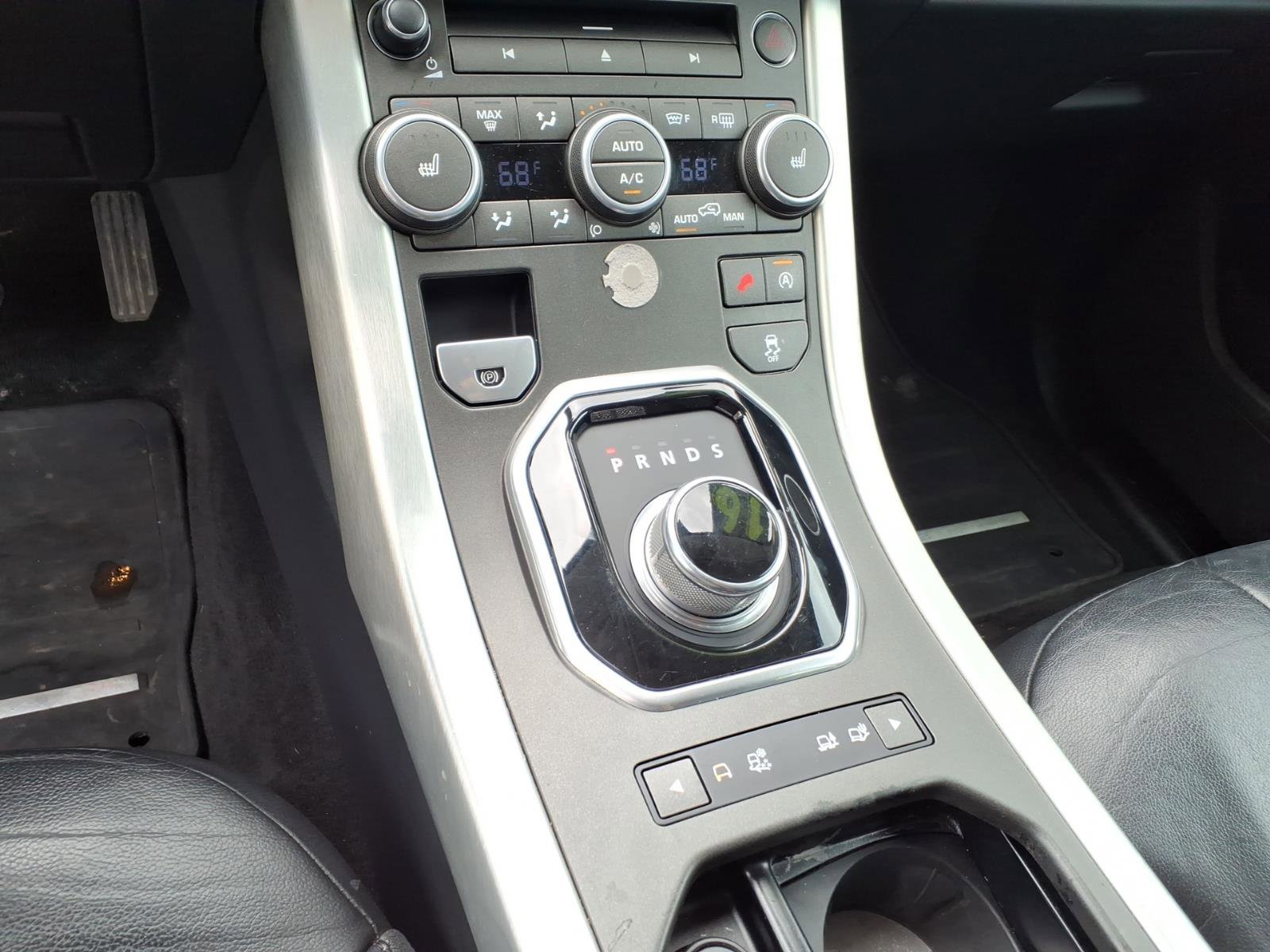 Used 2016 Land Rover Range Rover Evoque SE AWD/4WD image 9
