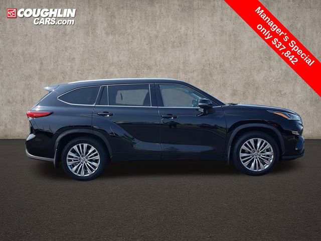 Used 2022 Toyota Highlander Platinum image 8