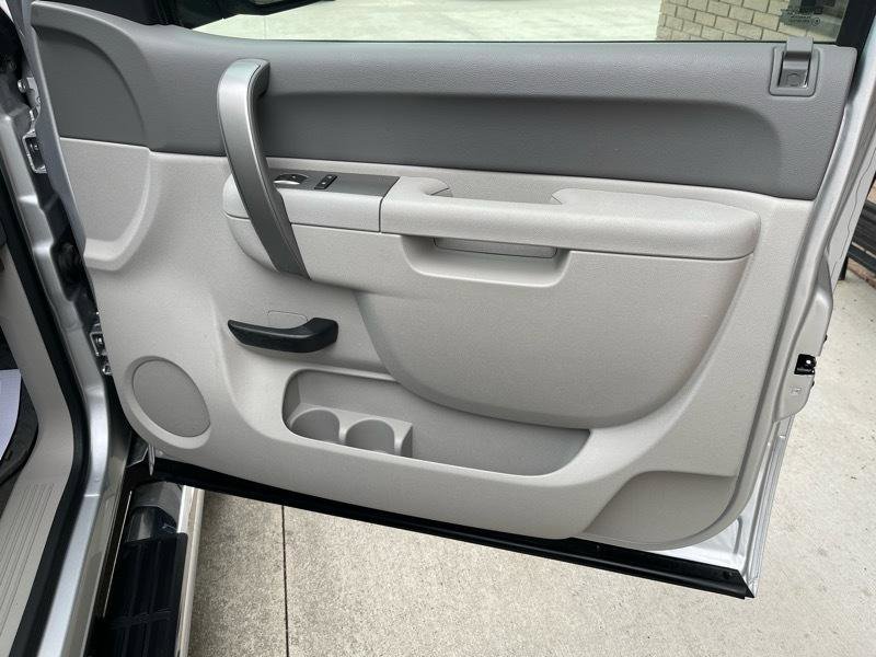Used 2012 Chevrolet Silverado 1500 LT w/ Chrome Essentials Package image 34