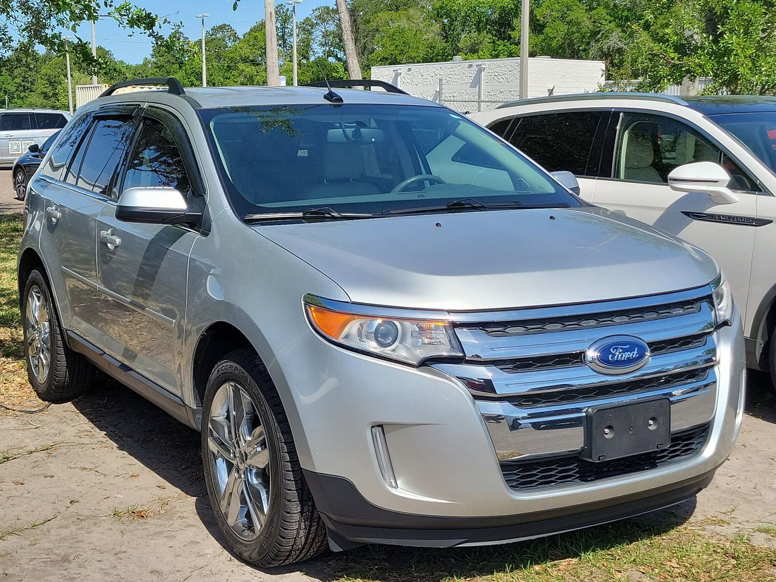 Used 2013 Ford Edge Limited w/ Driver Entry Pkg image 1