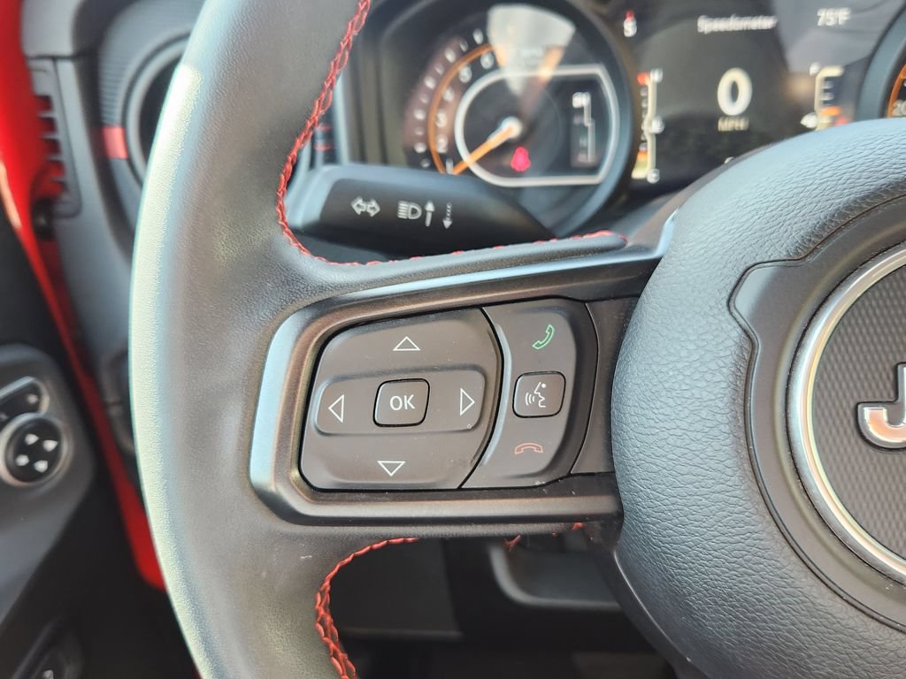 Used 2024 Jeep Gladiator Rubicon w/ Convenience Group AWD/4WD image 22