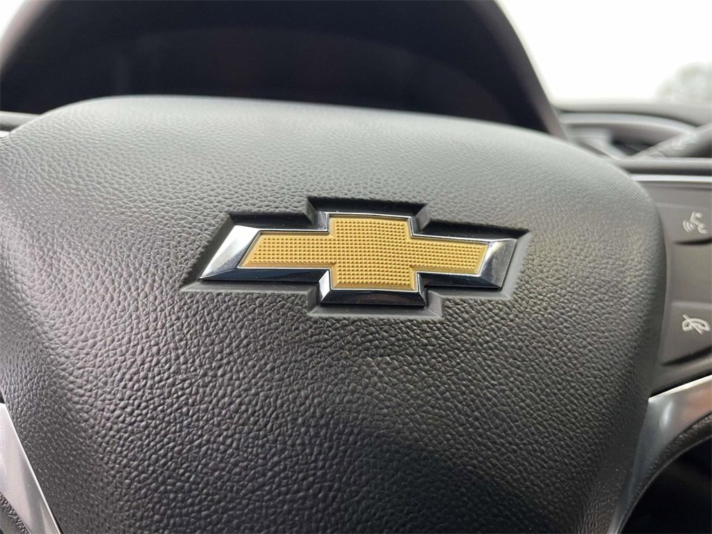 Used 2025 Chevrolet Malibu LT image 30