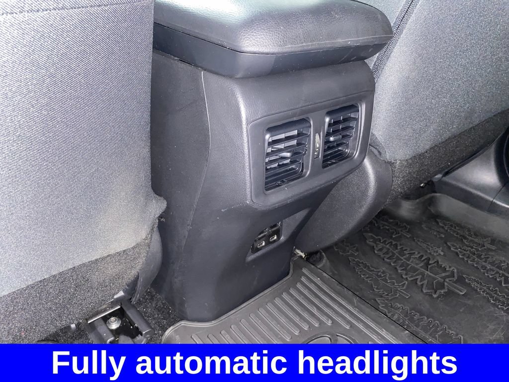 Used 2024 Toyota RAV4 AWD Hybrid image 12