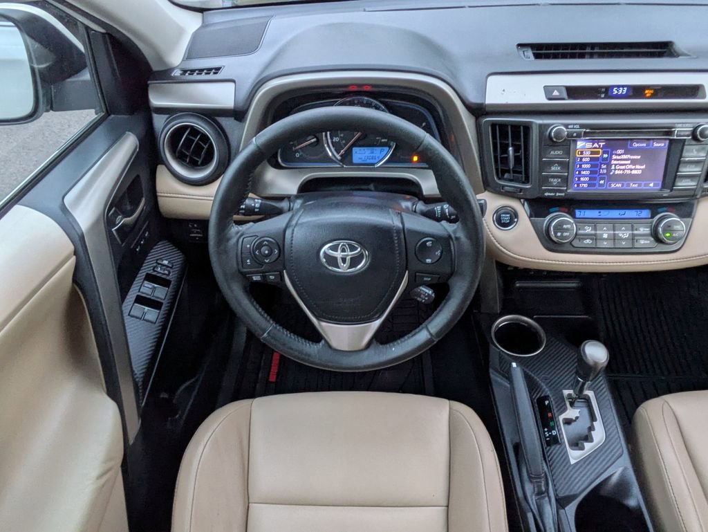 Used 2013 Toyota RAV4 Limited FWD image 17