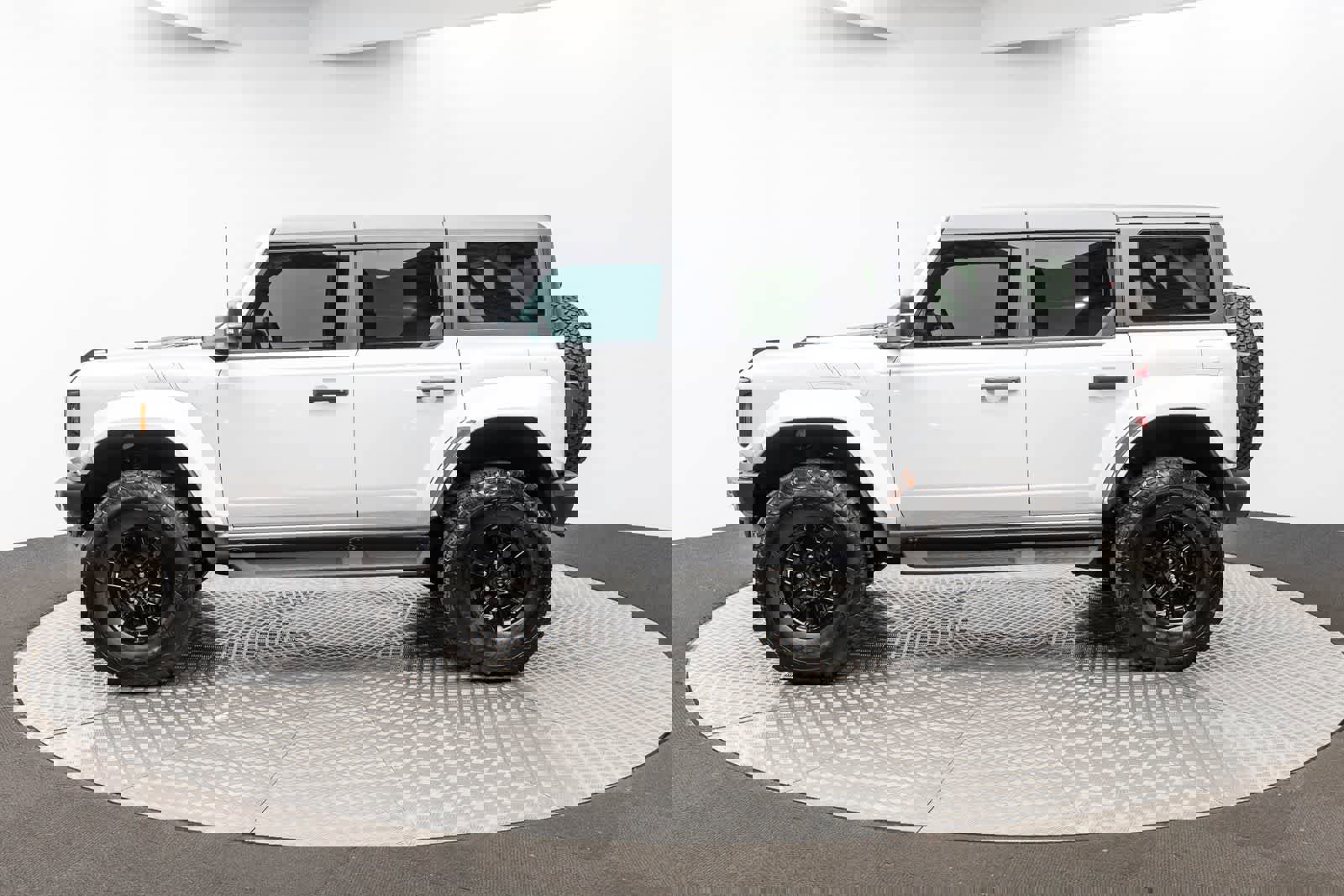 Used 2025 Ford Bronco Raptor w/ Interior Carbon Fiber Pack image 3