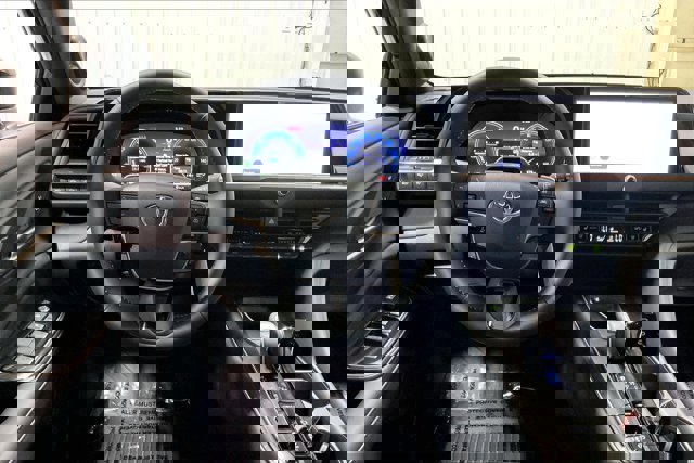 New 2026 Toyota Crown Signia image 16