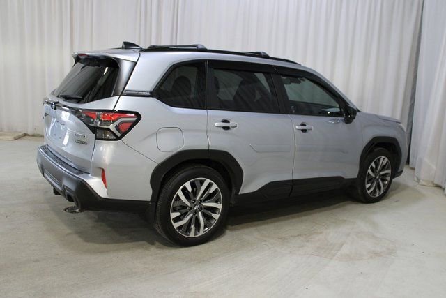 Used 2025 Subaru Forester Touring w/ Popular Package - Touring image 6
