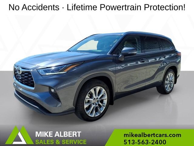 Used 2021 Toyota Highlander Limited image 3