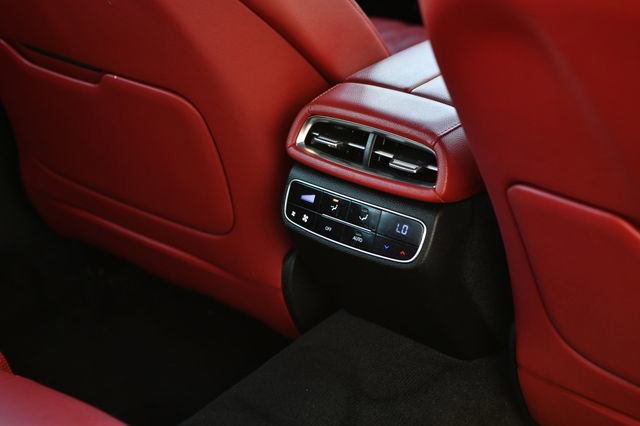 Used 2024 Genesis G80 3.5T Sport image 31