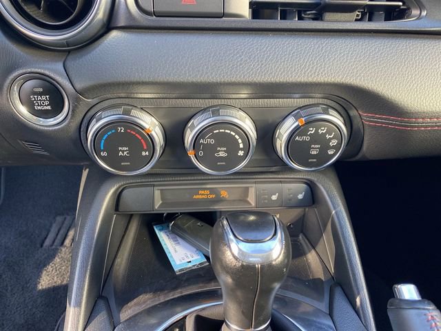 Used 2018 FIAT 124 Spider Abarth w/ Convenience Group RWD image 21