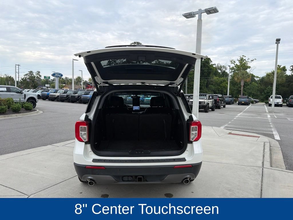 Certified 2023 Ford Explorer XLT w/ Equipment Group 202A RWD image 9