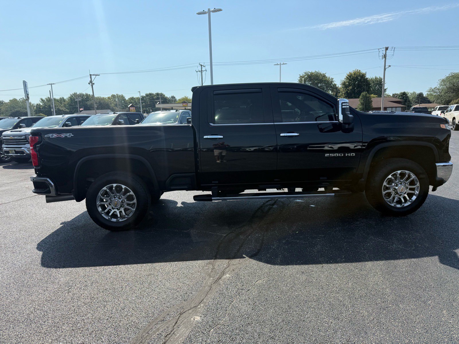 Used 2025 Chevrolet Silverado 2500 LTZ w/ LTZ Premium Package AWD/4WD image 6