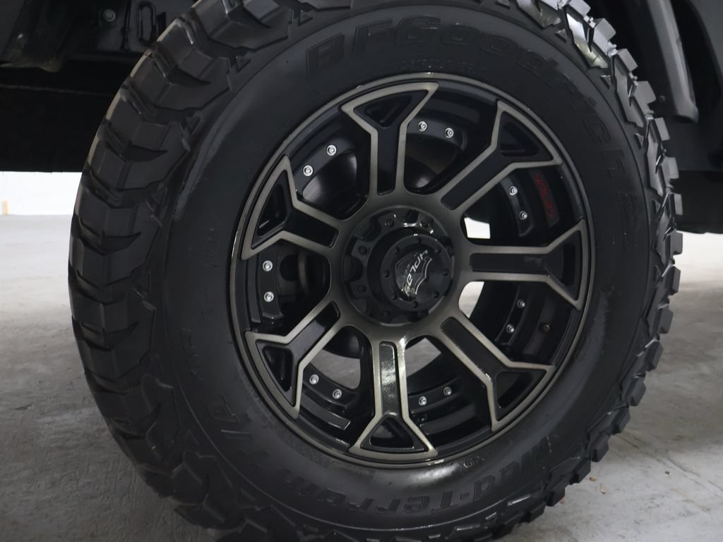 Used 2021 Jeep Gladiator Overland w/ Popular Equipment Package AWD/4WD image 33
